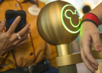 3 ways to track people using location-based services