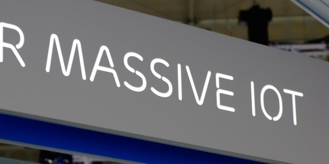 Surveys show high hopes, deep concerns about IoT